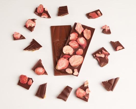 CHOCOLATE CREMOSO CON FRESA LIOFILIZADA